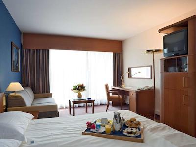 هتل کانز منتفلوری