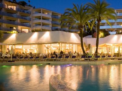 هتل کانز منتفلوری