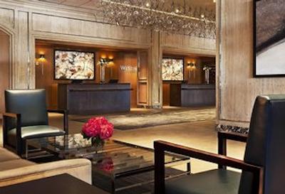 د وستین اُاکز هوستون ات د گالریا