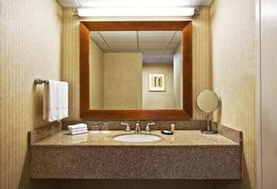 د وستین اُاکز هوستون ات د گالریا