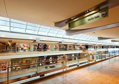 د وستین اُاکز هوستون ات د گالریا