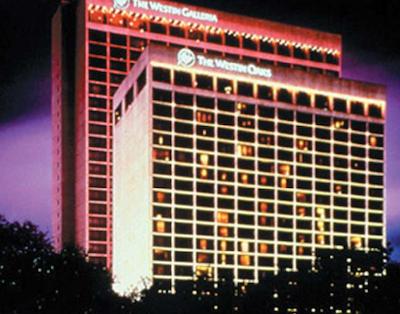 د وستین اُاکز هوستون ات د گالریا