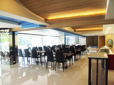 گرند تاور این ساتورن