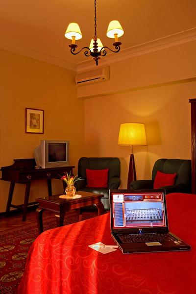 هتل پو د اکار