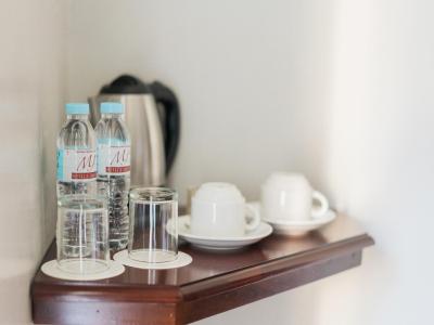 مج هتل اند سویتز