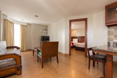 مج هتل اند سویتز