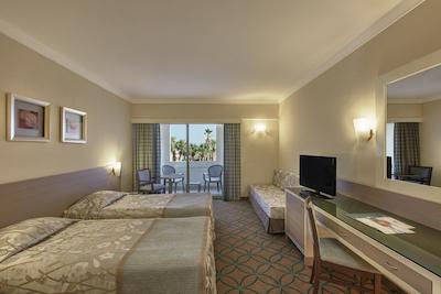 کلاب مگا سارای