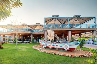 توی فان اند سان کلاب بلک