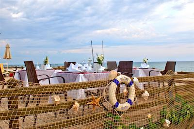 توی فان اند سان کلاب بلک