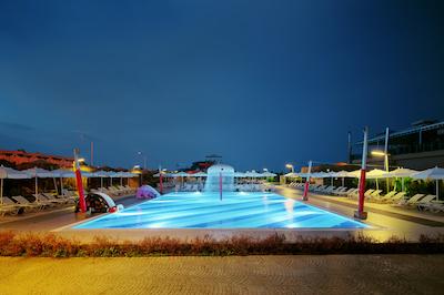 توی فان اند سان کلاب بلک