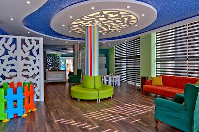 توی فان اند سان کلاب بلک