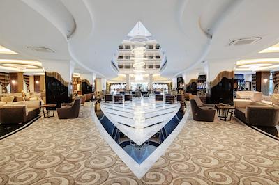 توی فان اند سان کلاب بلک