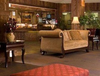 رامادا دنور دونتون