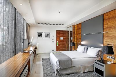 وارویک استون 55 هتل بیروت