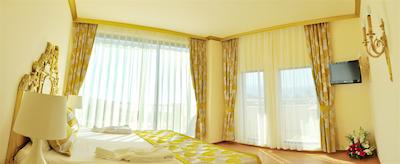 سسارز تمپل د لوکس