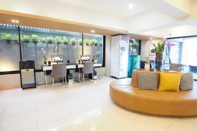 آلت هتل نانا