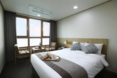 گولدن سیتی هتل دنگدامون