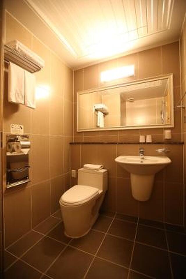 گولدن سیتی هتل دنگدامون