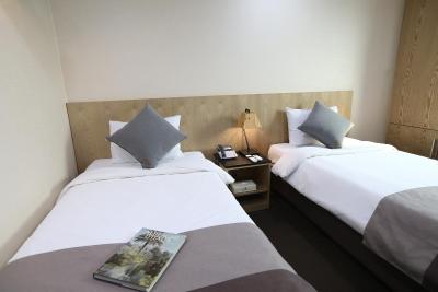 گولدن سیتی هتل دنگدامون