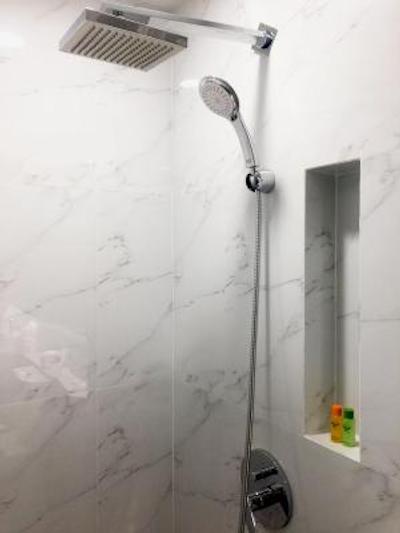 استودیو سوخومویت 18 بای آی چک این