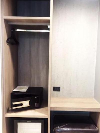 استودیو سوخومویت 18 بای آی چک این