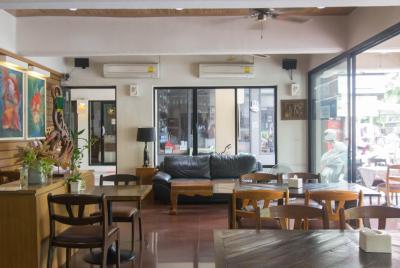 ویلا چا چا فرا آتیت