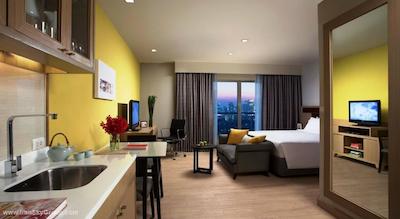 سامرست لیک پوینت بانکوک