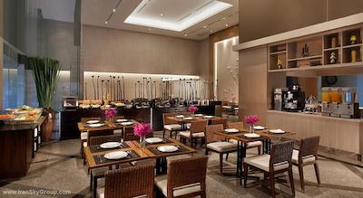 سامرست لیک پوینت بانکوک