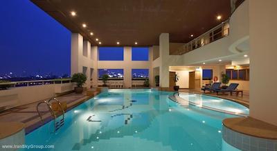 سامرست لیک پوینت بانکوک