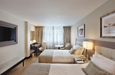 میرامار هتل بای ویندسُر