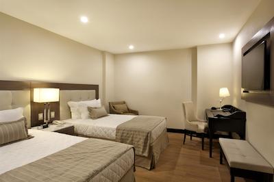 میرامار هتل بای ویندسُر