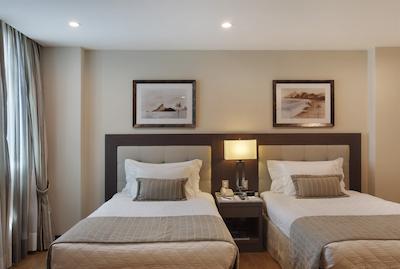 میرامار هتل بای ویندسُر