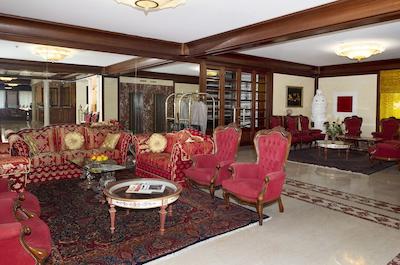 گراند هتل ل فنتی