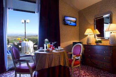 گراند هتل ل فنتی