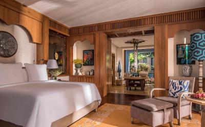 فور اسیسُنز ریزرت لانگکاوی