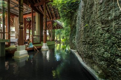 فور اسیسُنز ریزرت لانگکاوی