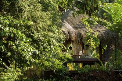 فور اسیسُنز ریزرت لانگکاوی