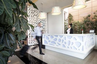 رلاکس هتل کنیترا