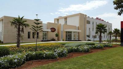 رلاکس هتل کنیترا