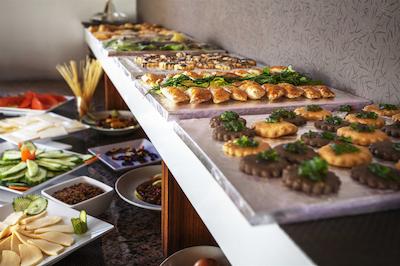 رلاکس هتل کنیترا