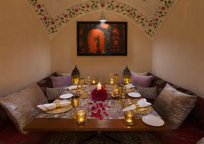 جای ماهال پالاس جیپور