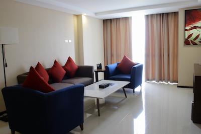 گولدن فنیکس هتل مانیلا