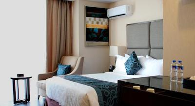 گولدن فنیکس هتل مانیلا