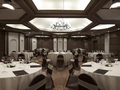 تاج فرت اگوادا ریزرت اند اسپا