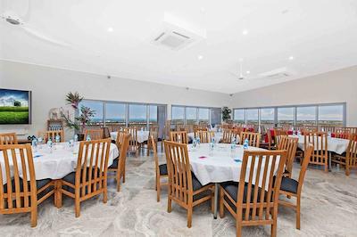 رامادا سویتز زن کوارتر داروین