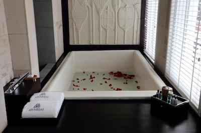 ارونریز هتل