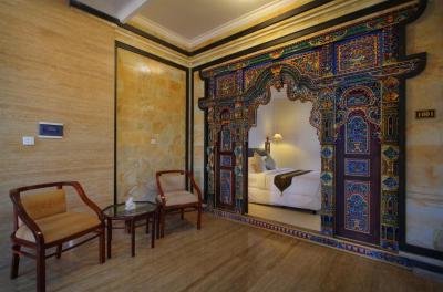 مستن تاماریند هتل نوسا دوا