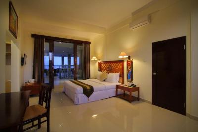 مستن تاماریند هتل نوسا دوا