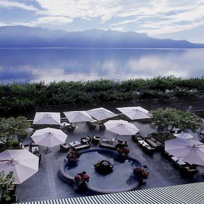 دز ترویز کورنز