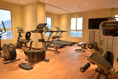 استراتو هتل بای وارویک